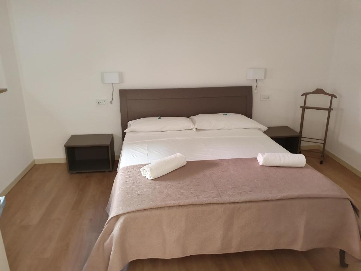 Mi Casa Es Tambien Tu Casa Vips 호텔 베로나 외부 사진
