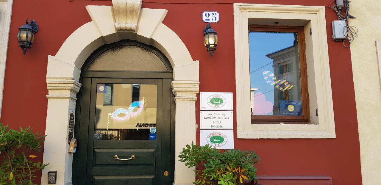 Mi Casa Es Tambien Tu Casa Vips 호텔 베로나 외부 사진
